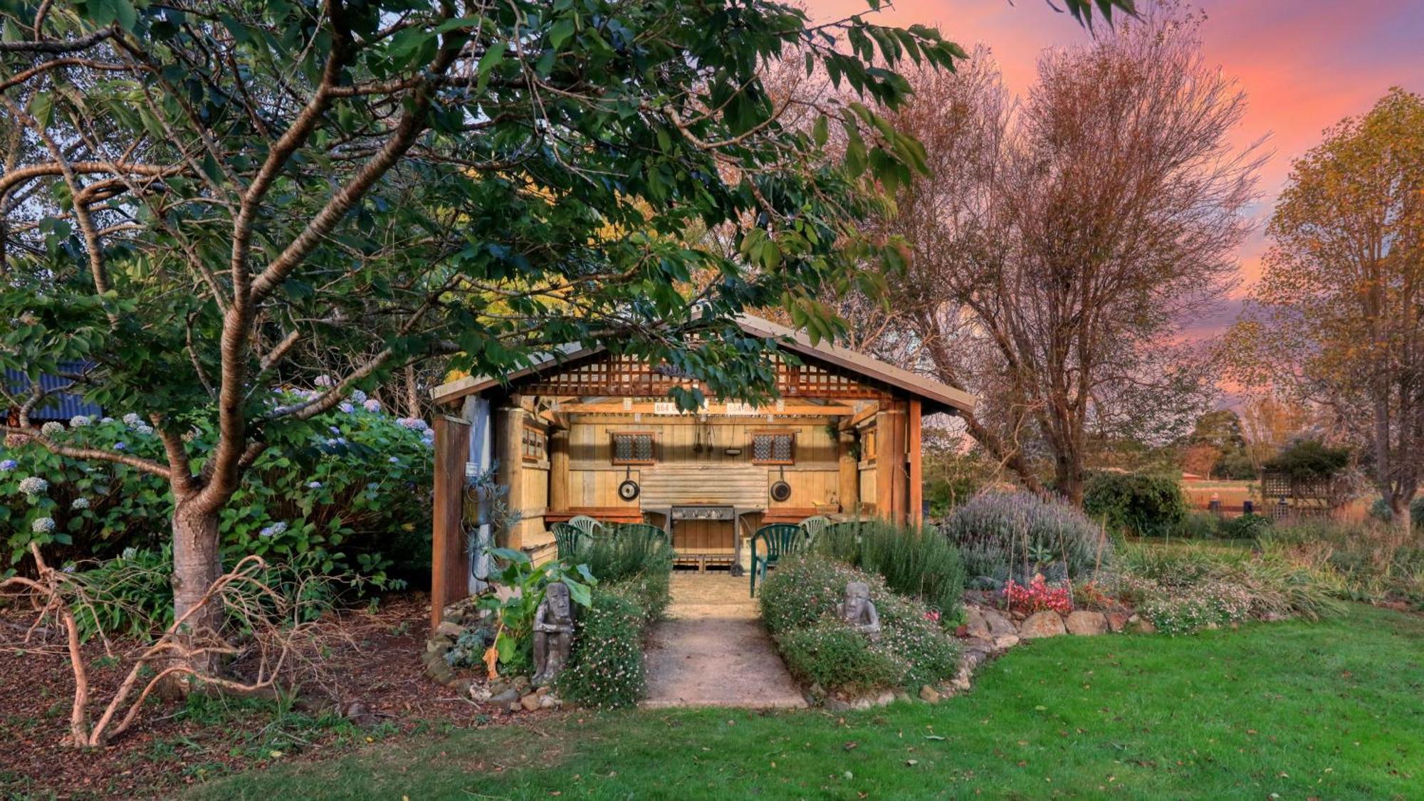 Garden *